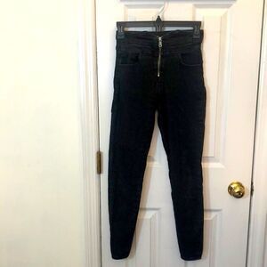 ETE BELLE jeans Small skinny jeans w stretch Size Small, Waist 11 1/4” Preworn